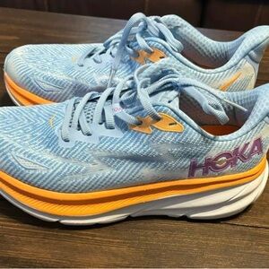 Hoka Brand tennis shoes Clifton 9 style in the color airy blue